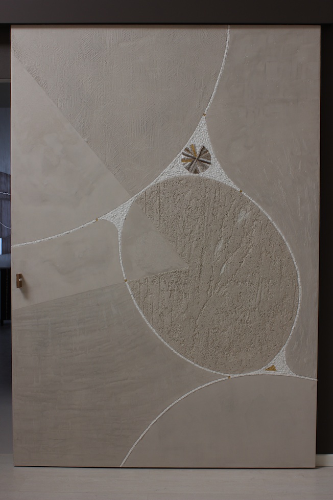 Artistic door - porta artistica in mosaico e resina cementizia